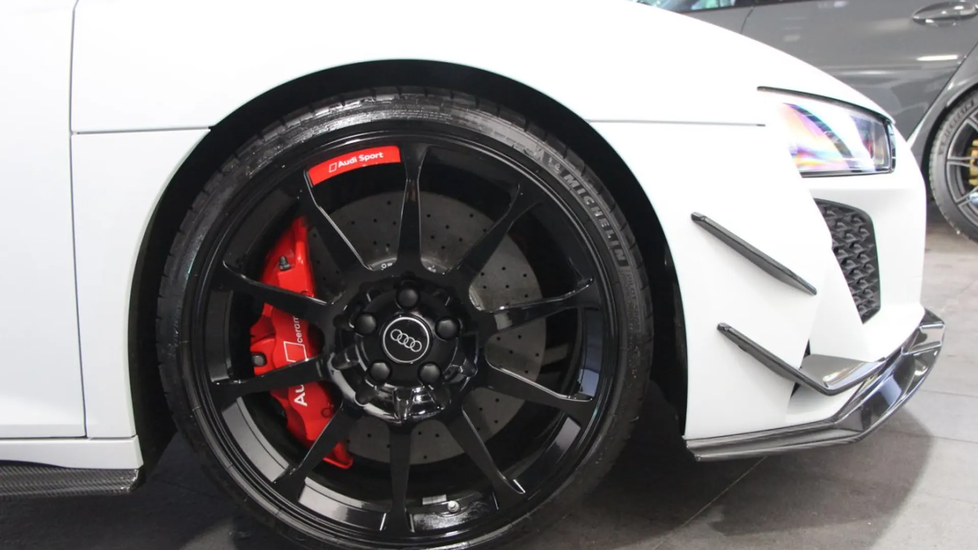 Audi R8 — photo 5