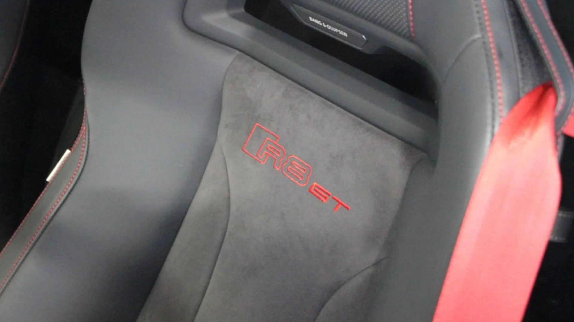 Audi R8 — photo 34