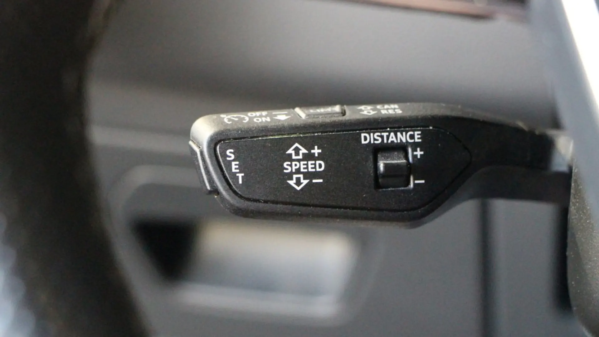 Audi RS6 — photo 21