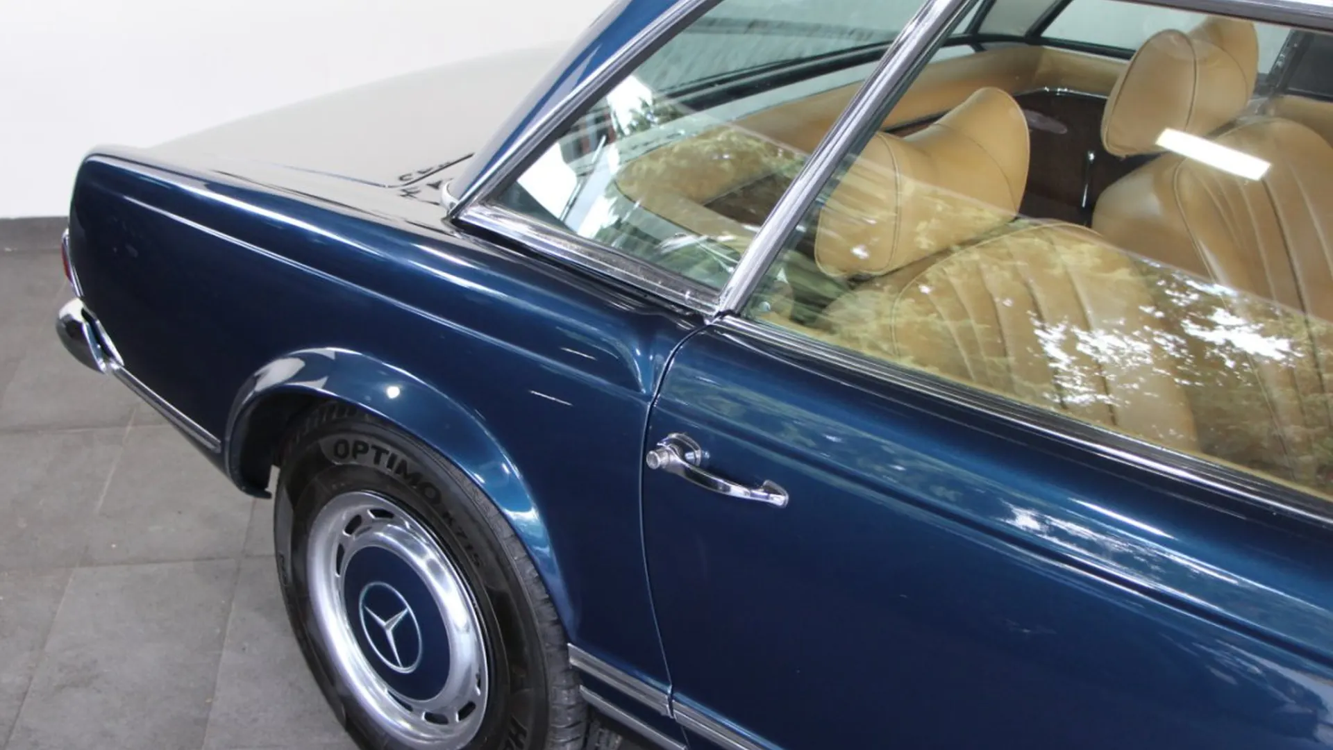 Mercedes-Benz SL — photo 7