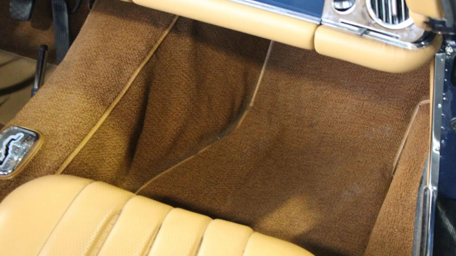 Mercedes-Benz SL — photo 36