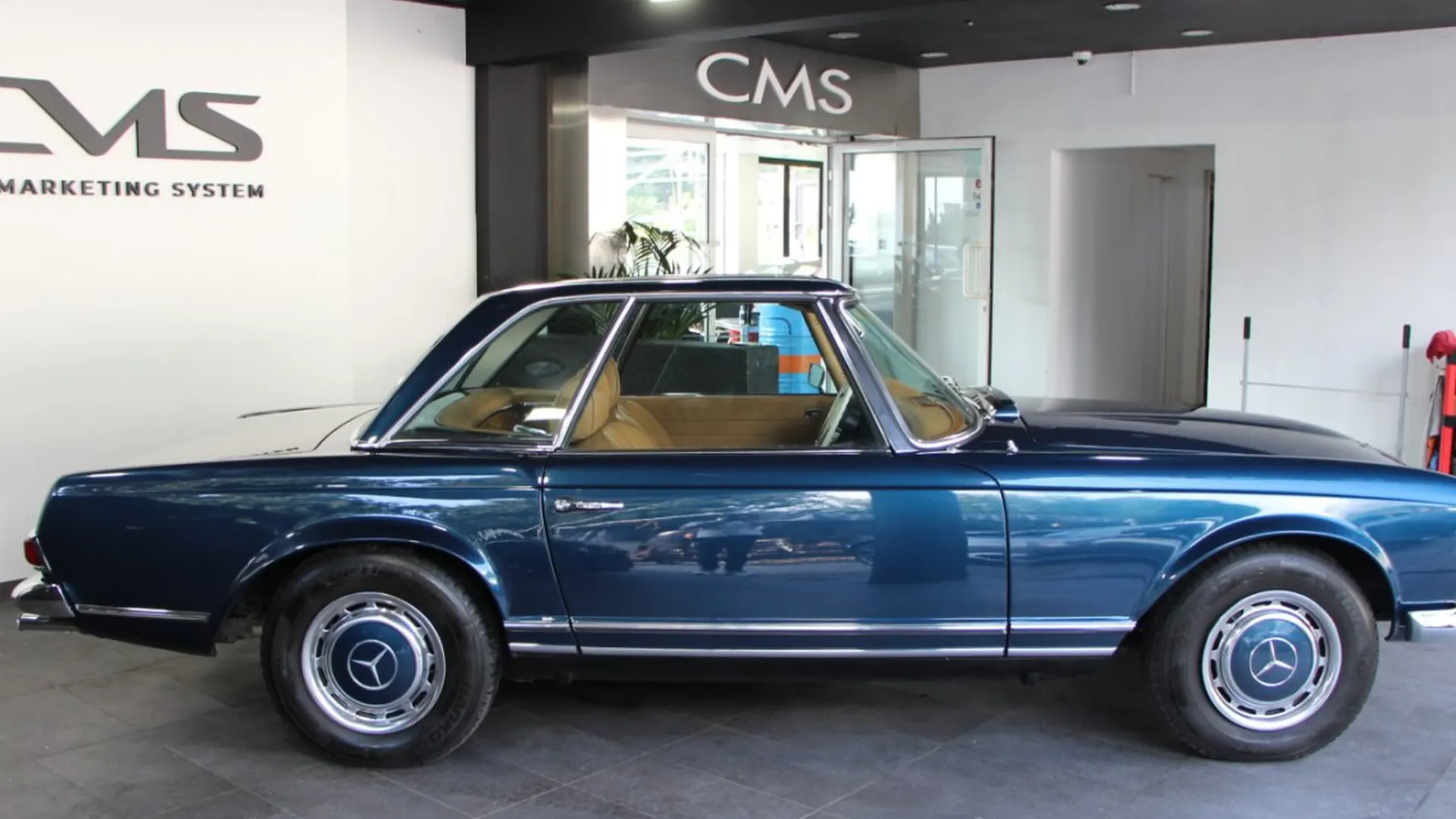 Mercedes-Benz SL — photo 5