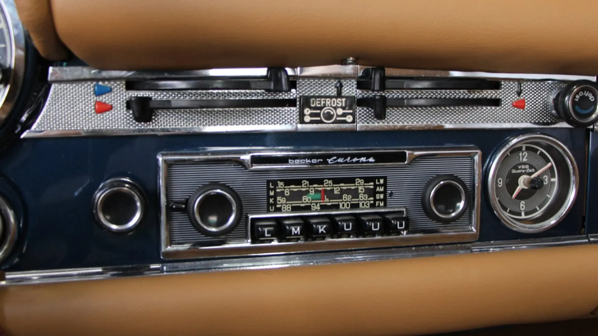 Mercedes-Benz SL — photo 28