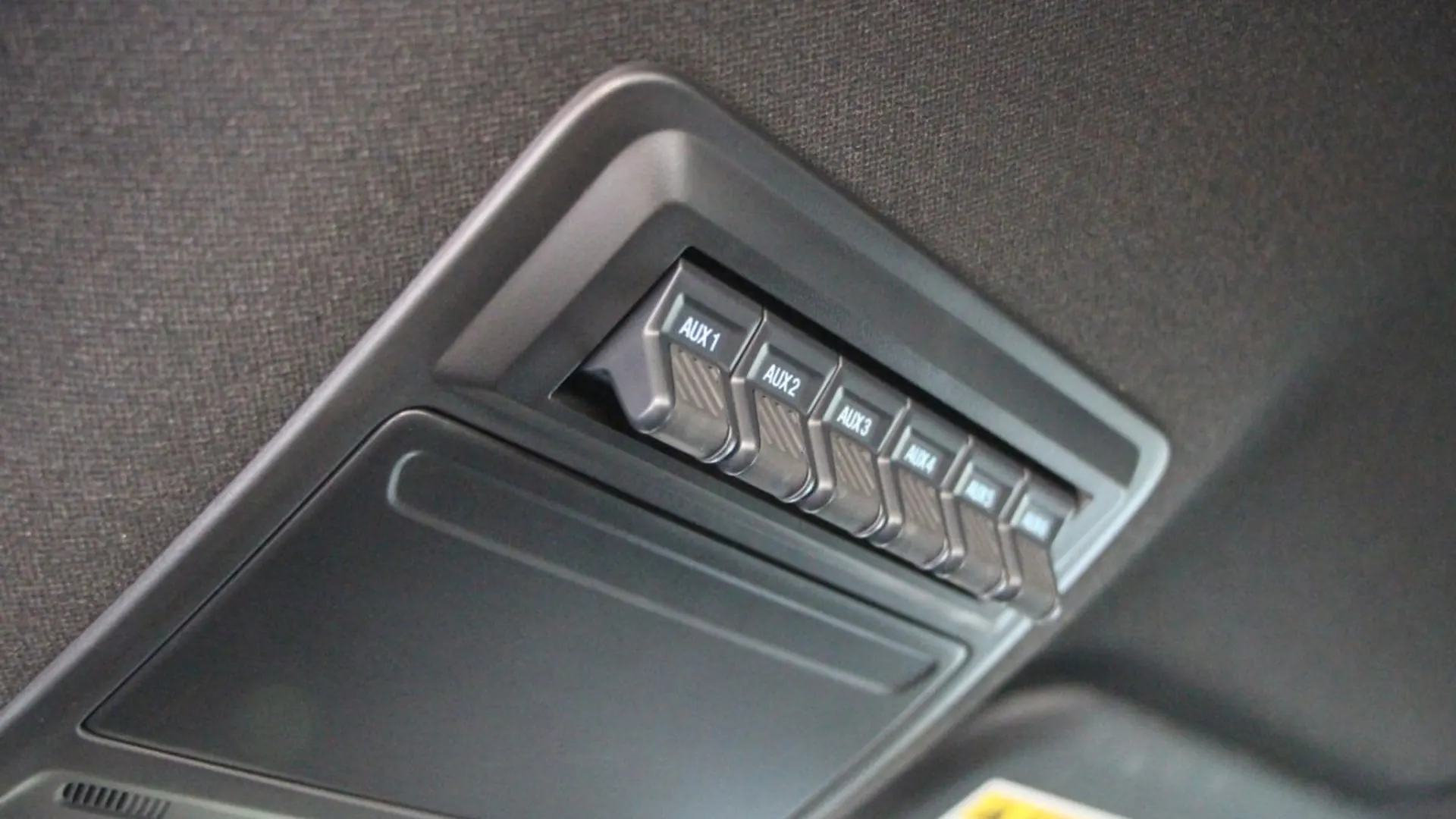 Ford Ranger — photo 32