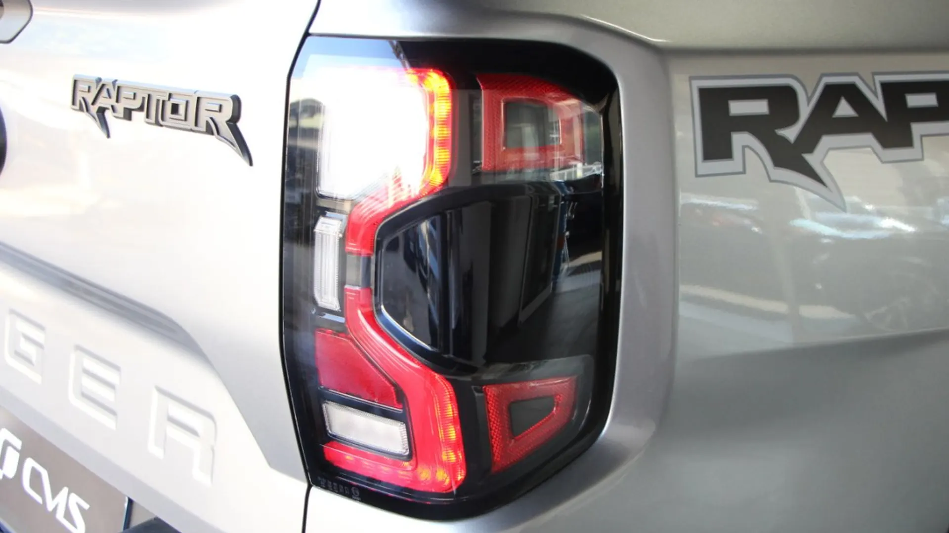 Ford Ranger — photo 9