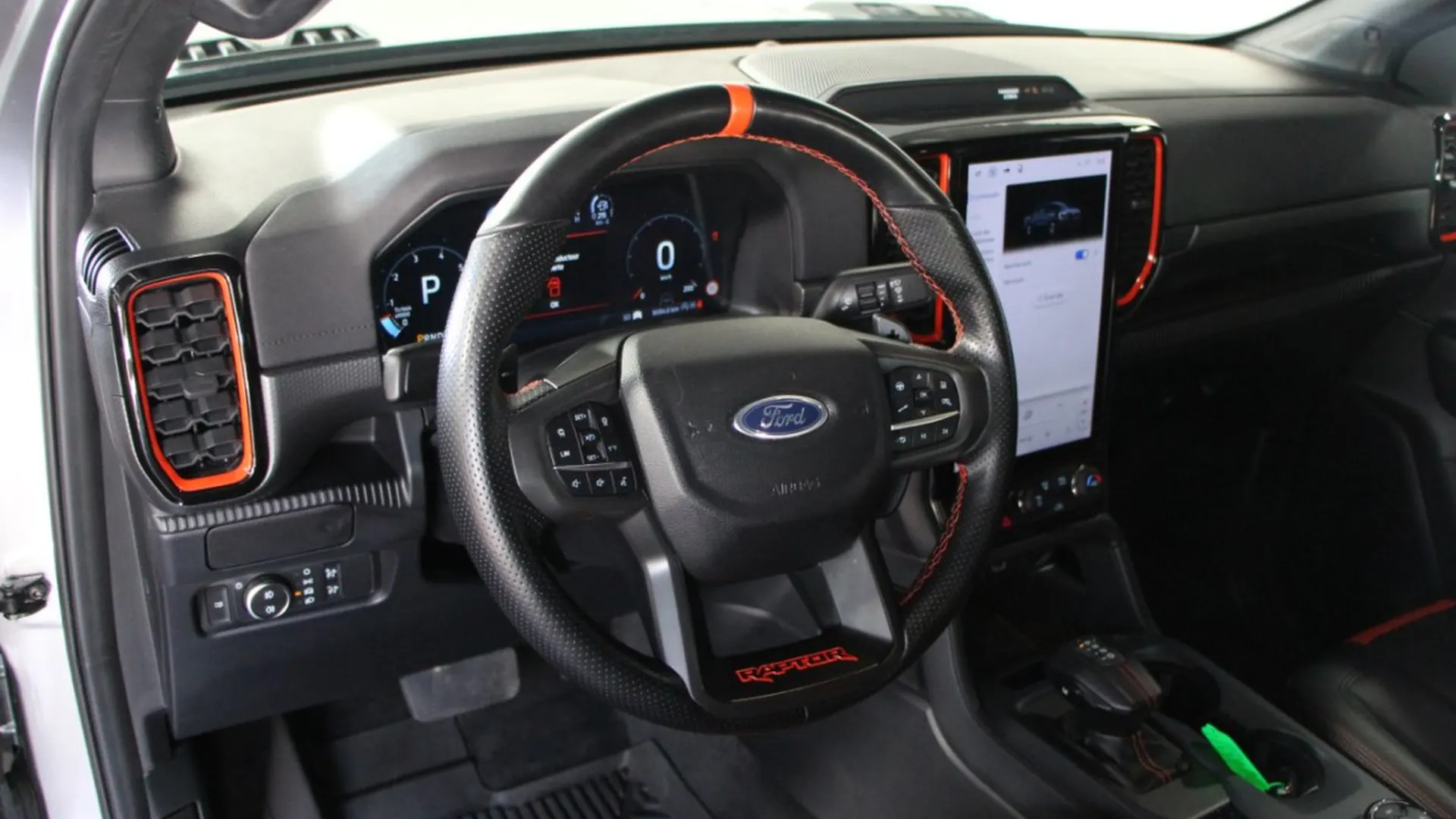 Ford Ranger — photo 13