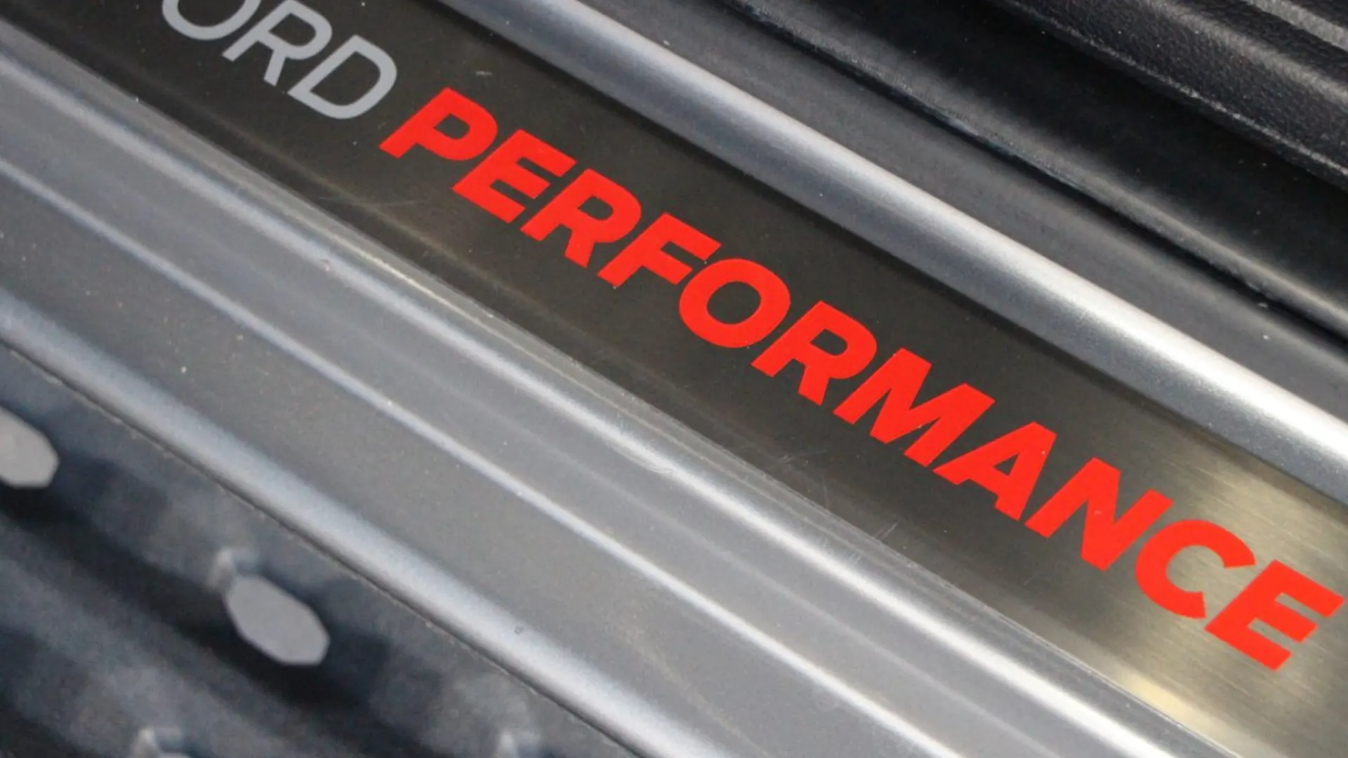 Ford Ranger — photo 18