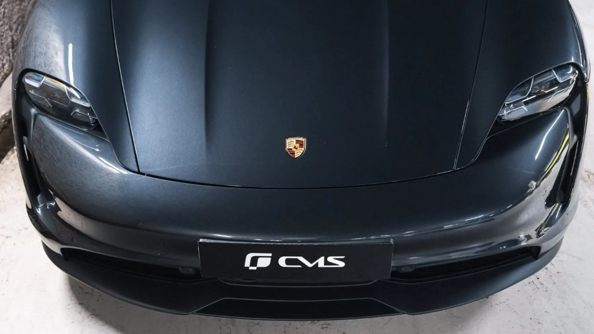 Porsche Taycan — photo 3