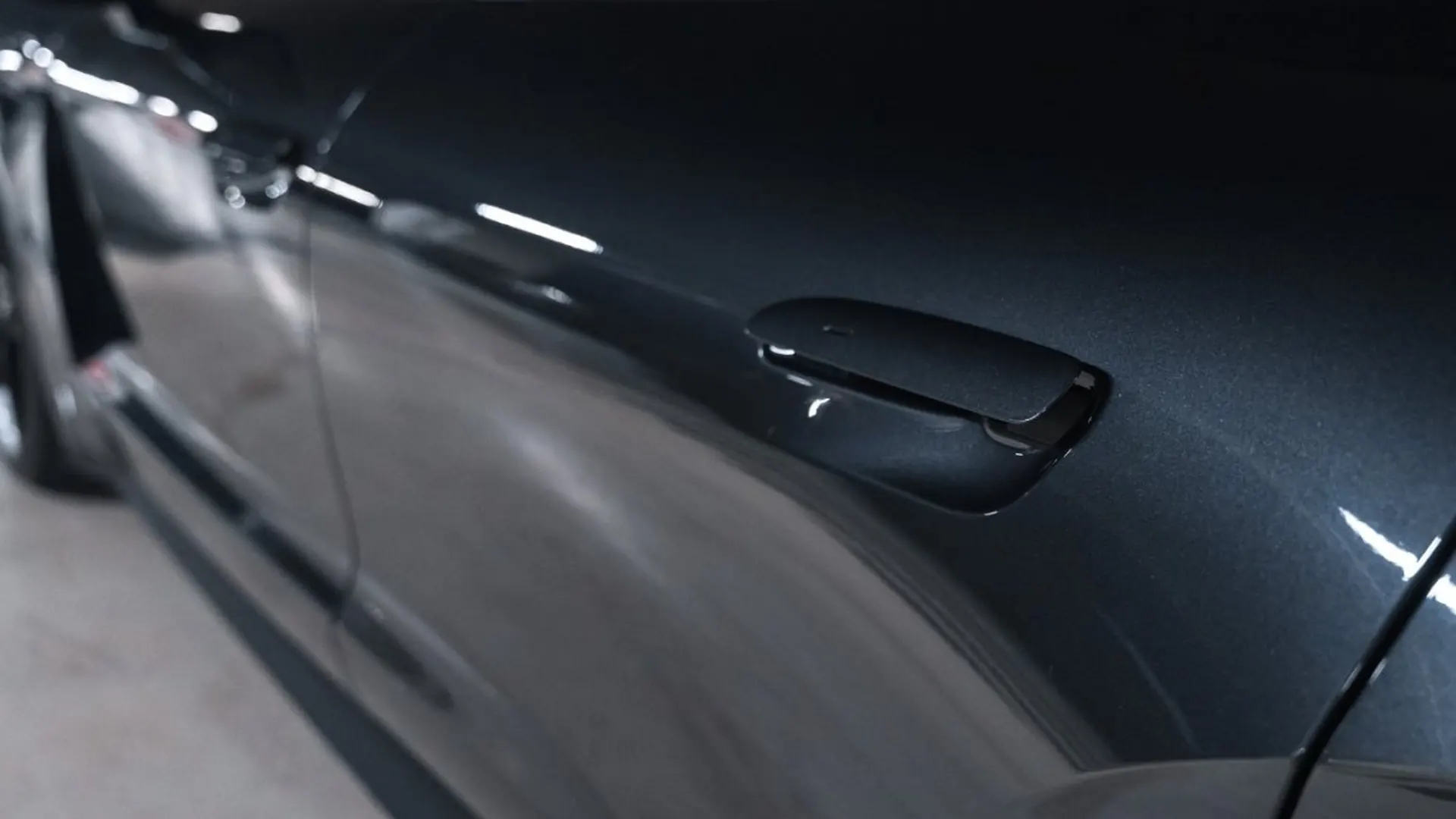 Porsche Taycan — photo 15