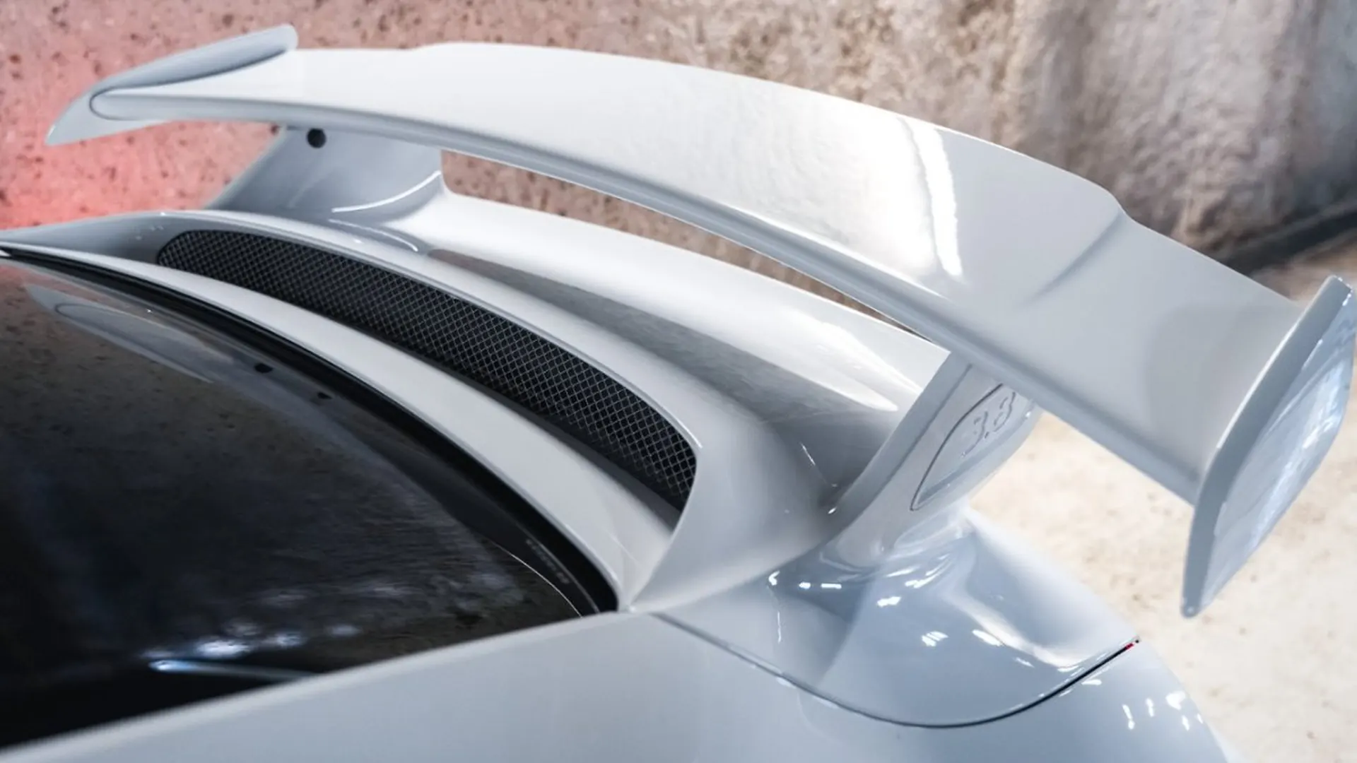 Porsche 911 — photo 13