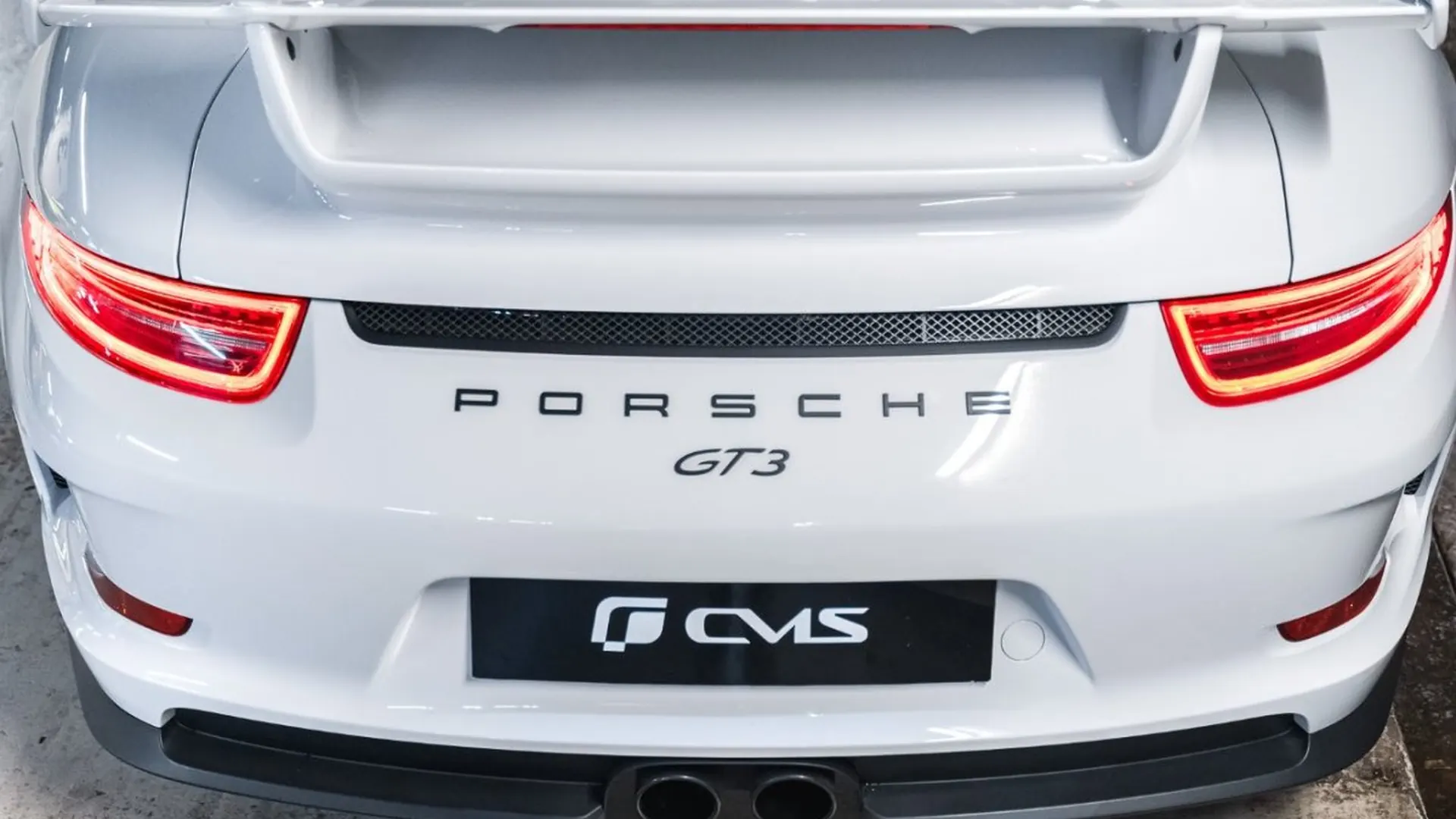 Porsche 911 — photo 22