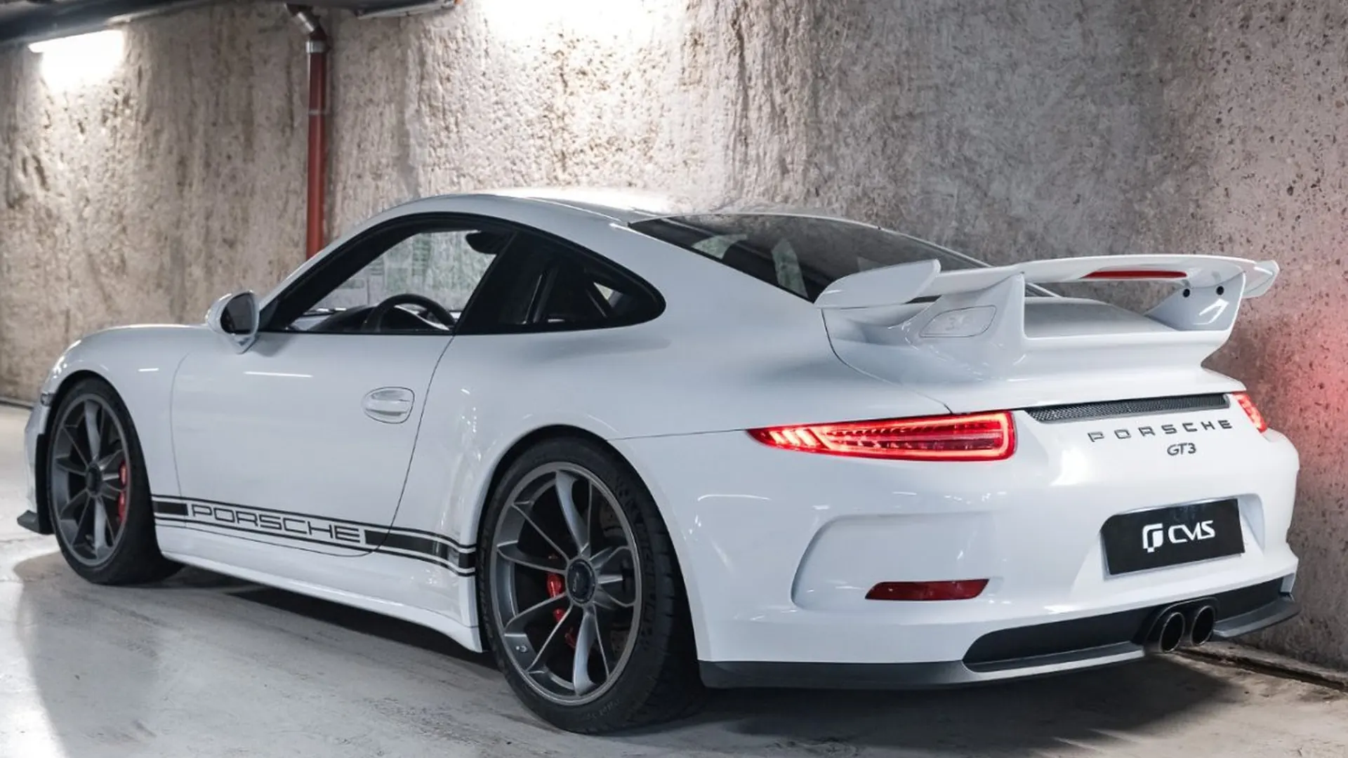 Porsche 911 — photo 12