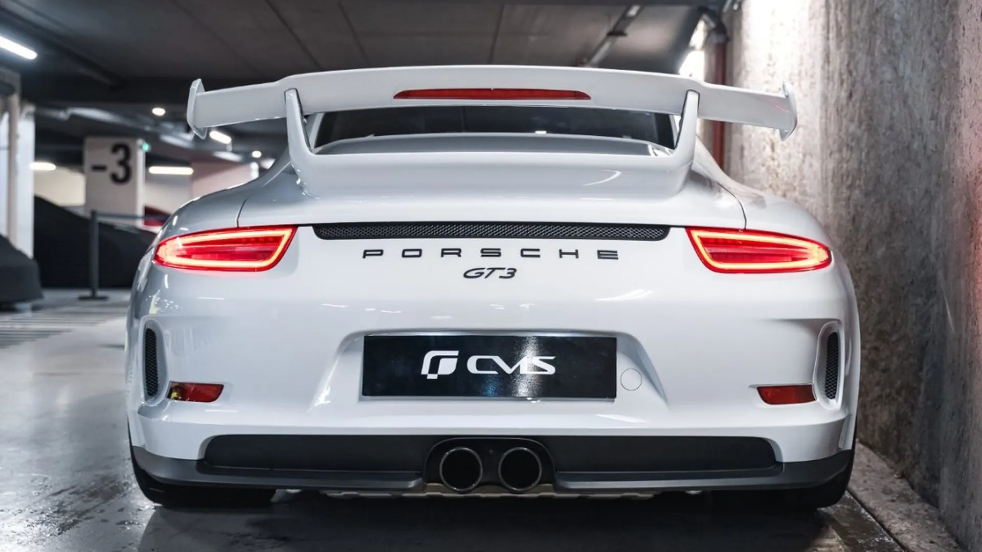 Porsche 911 — photo 20