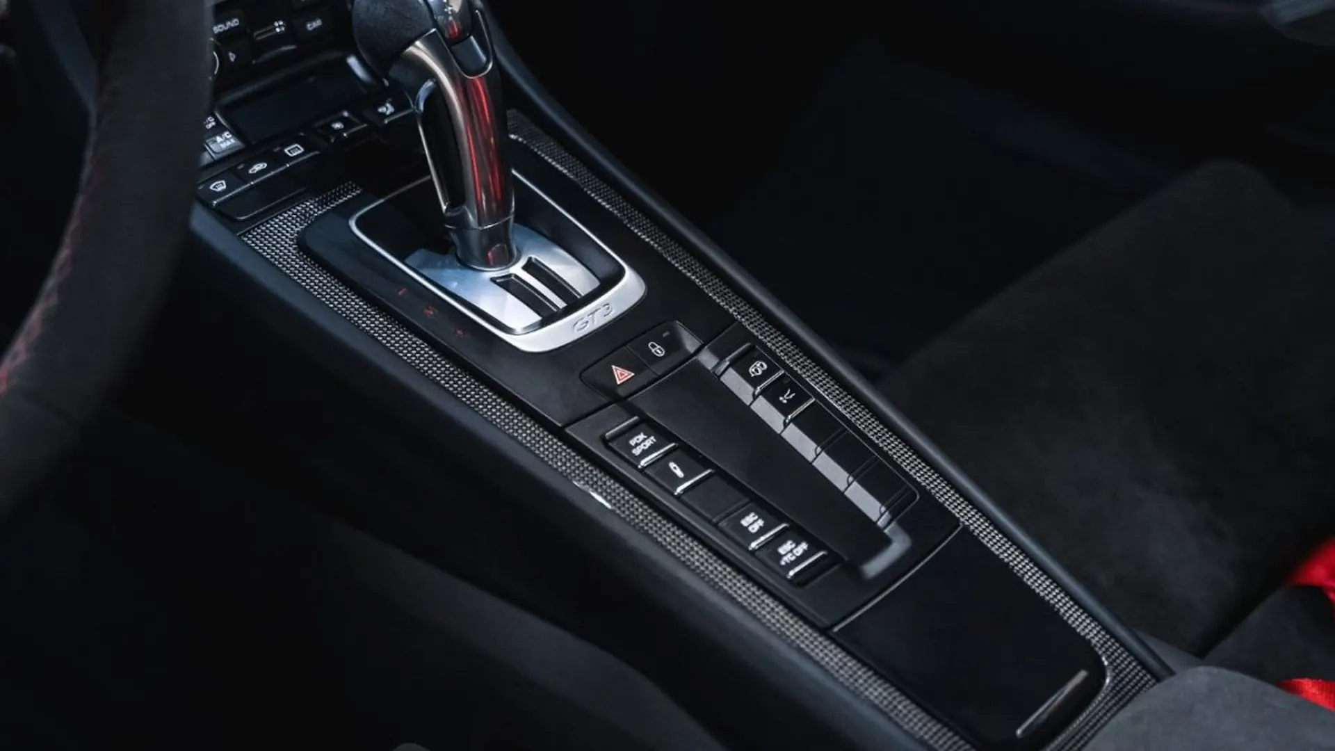 Porsche 911 — photo 35