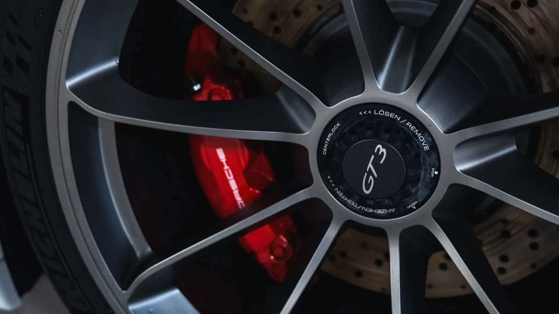 Porsche 911 — photo 9
