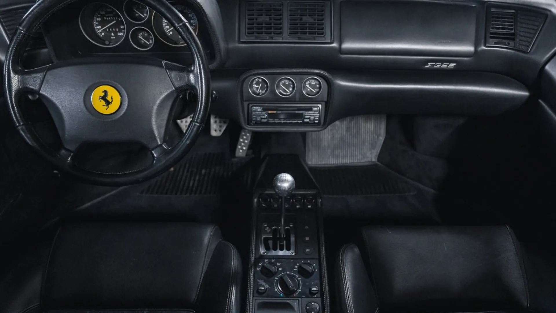 Ferrari F355 — photo 40