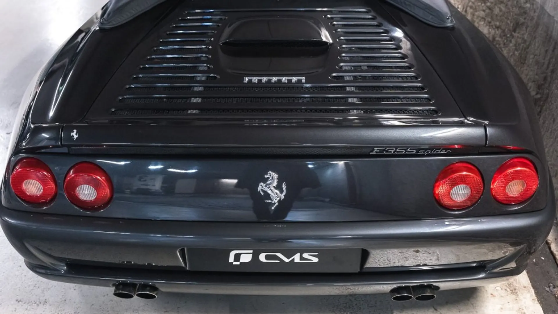 Ferrari F355 — photo 27