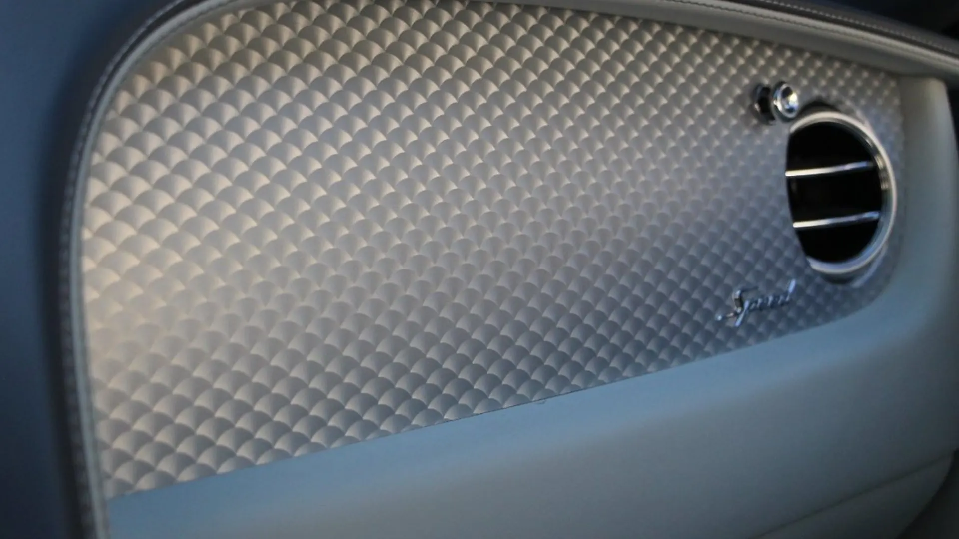 Bentley Continental — photo 24