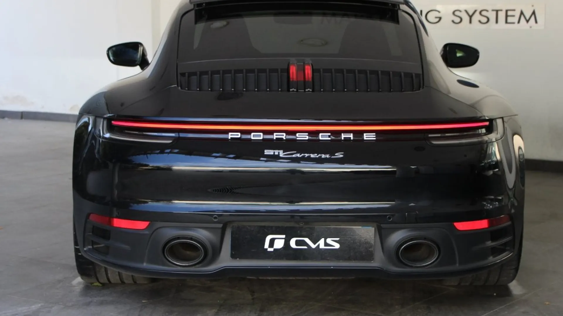 Porsche 911 — photo 4