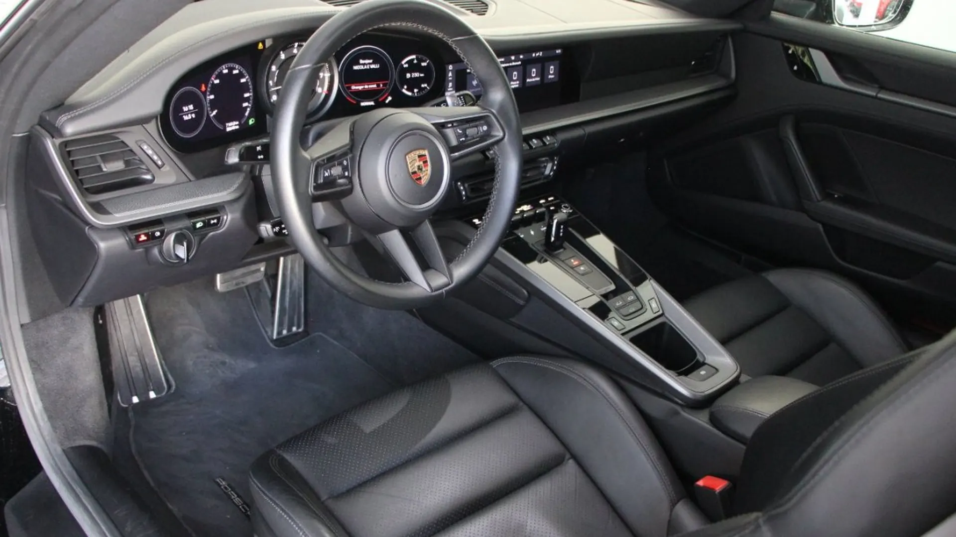 Porsche 911 — photo 7