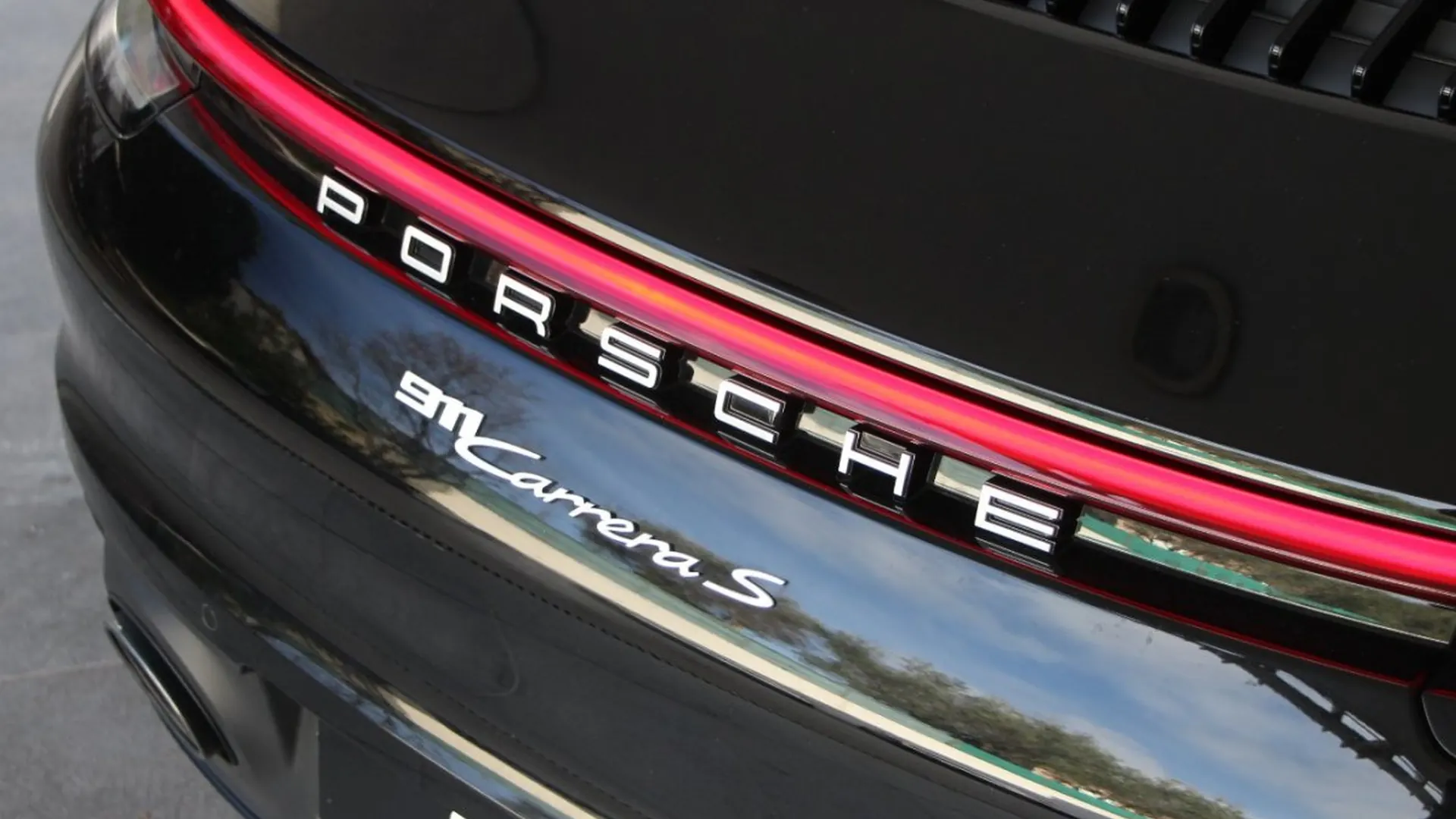 Porsche 911 — photo 5