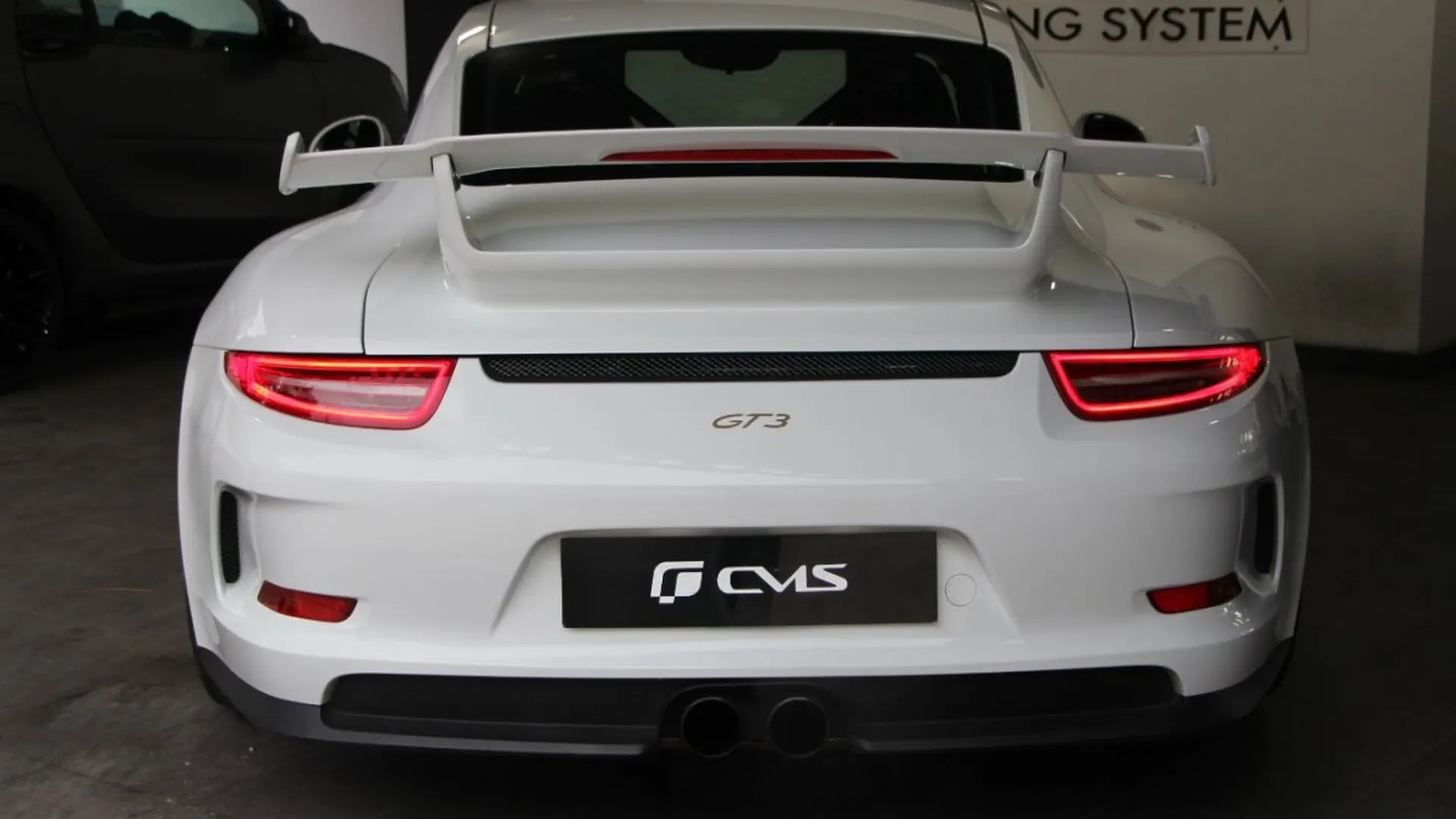 Porsche 911 — photo 6