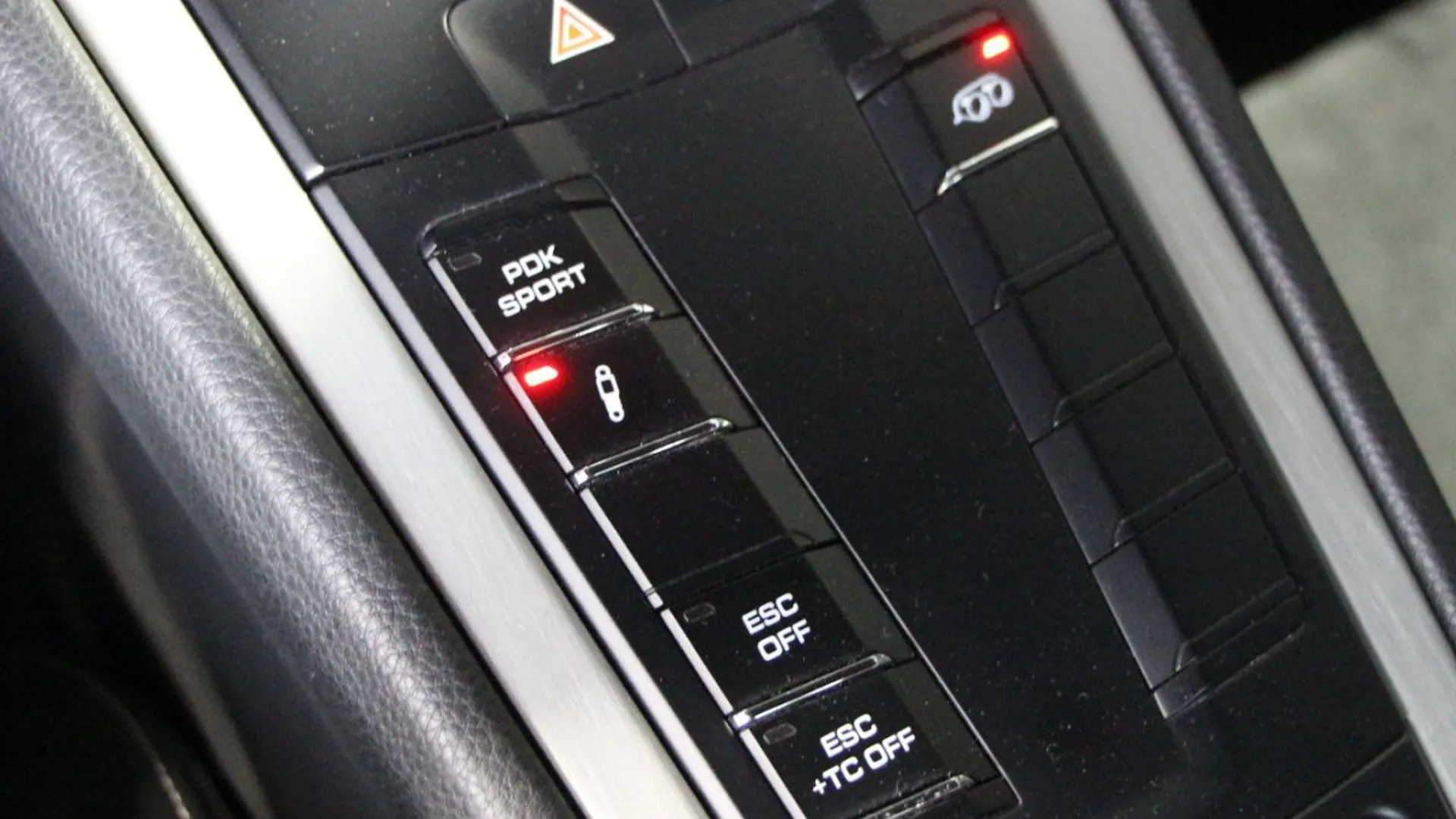 Porsche 911 — photo 17