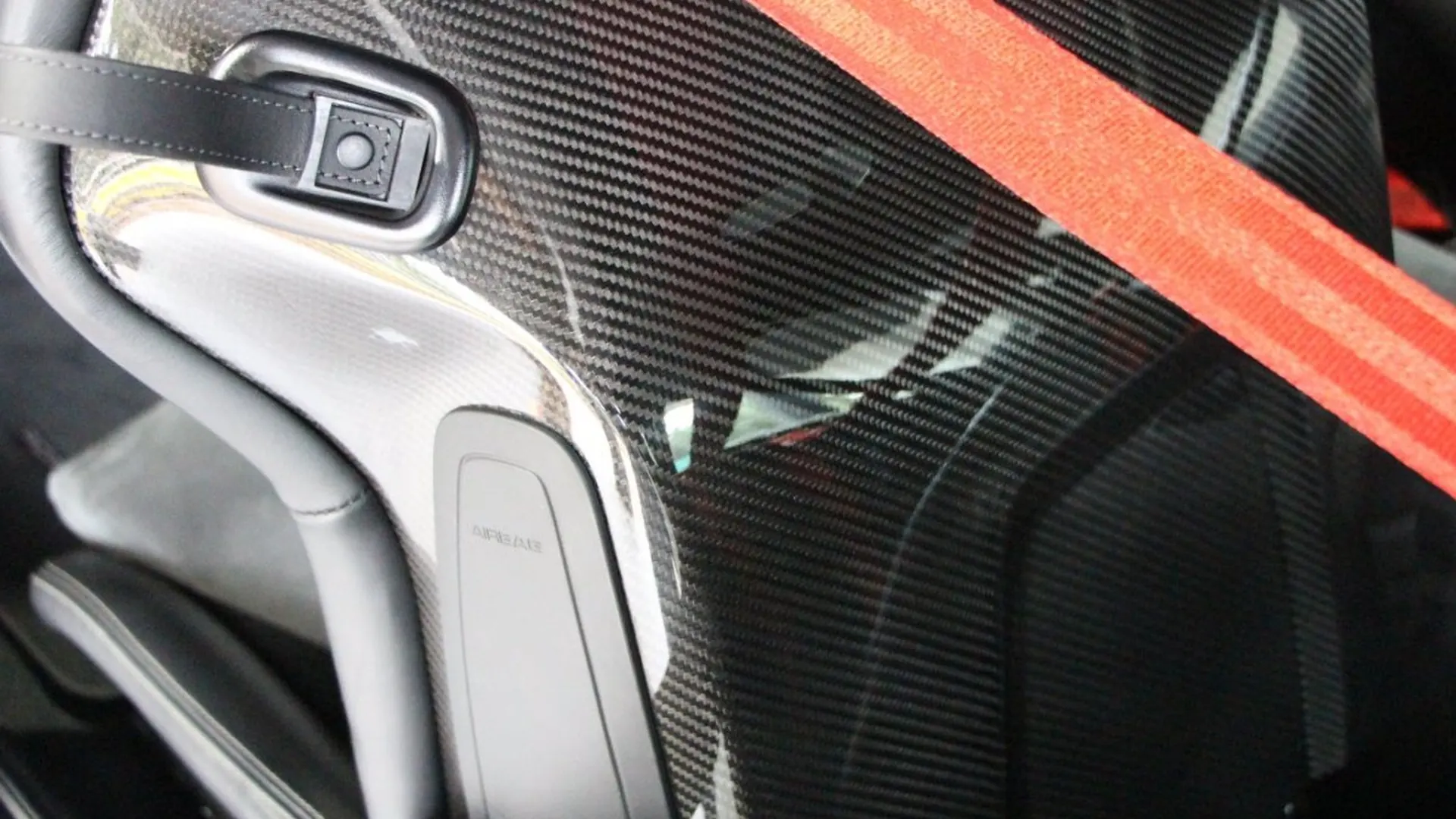 Porsche 911 — photo 12
