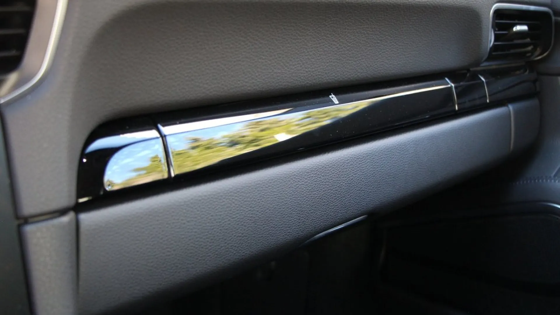 Porsche 911 — photo 21