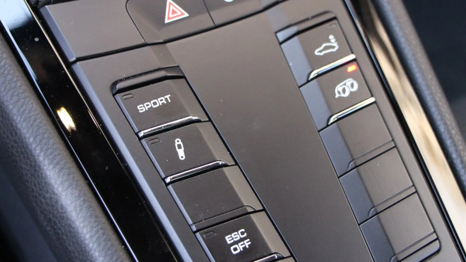 Porsche 911 — photo 23