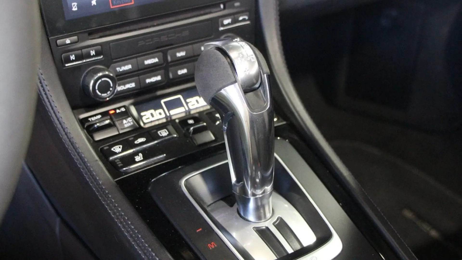 Porsche Boxster — photo 17