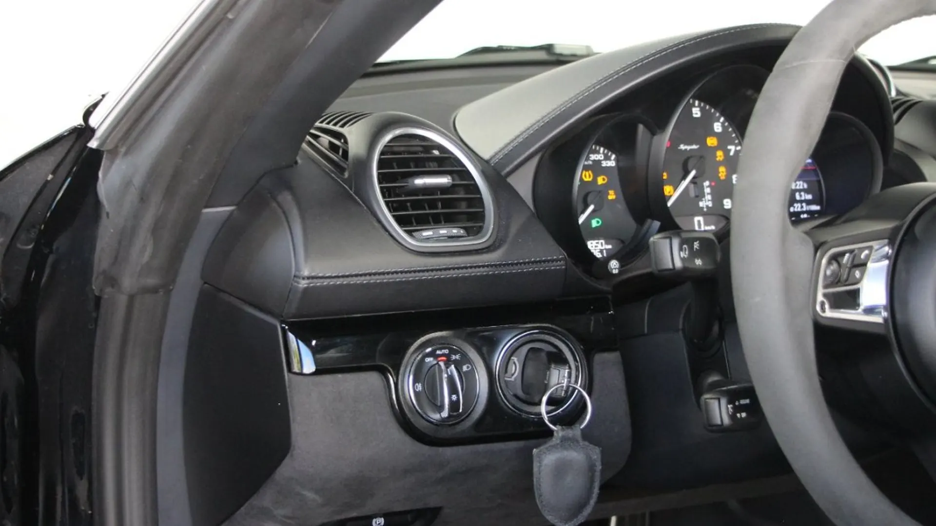 Porsche Boxster — photo 13