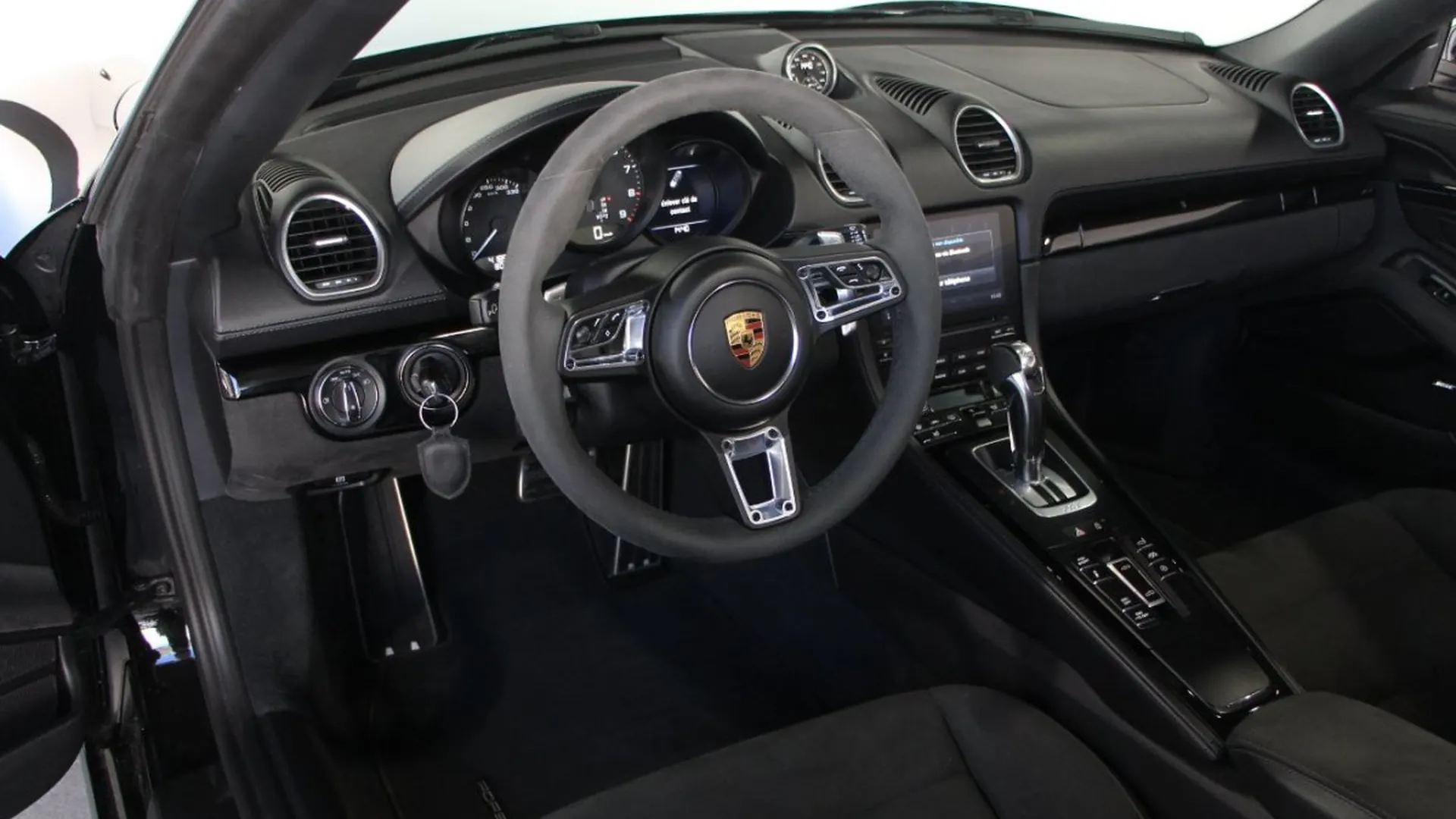 Porsche Boxster — photo 9