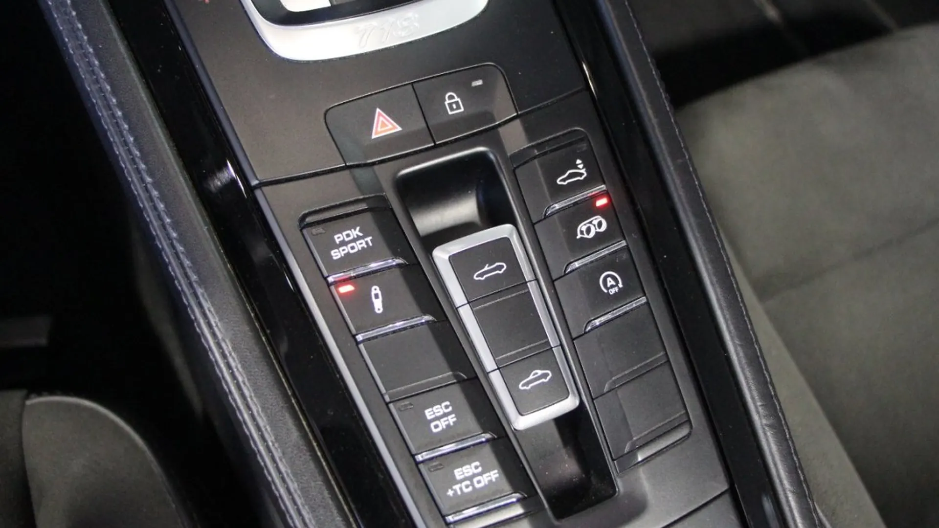 Porsche Boxster — photo 18