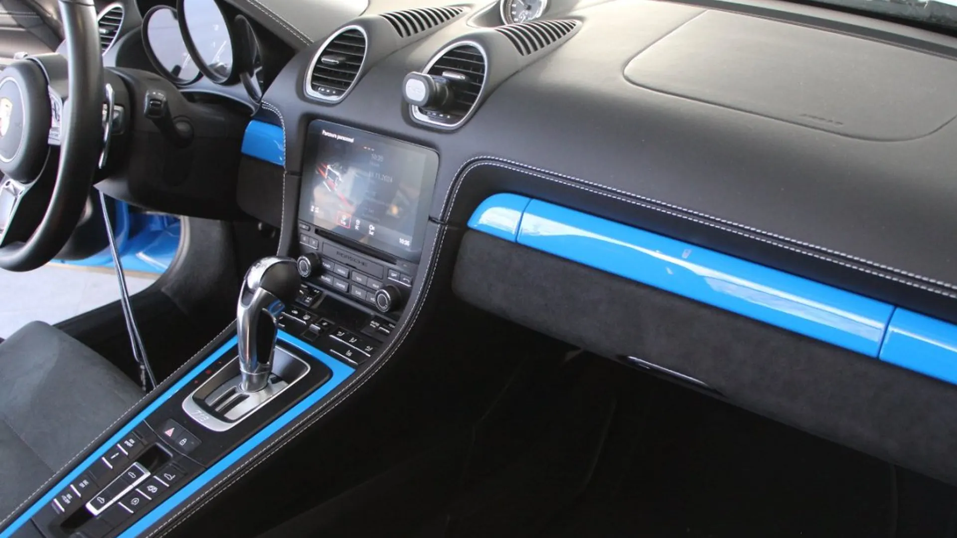 Porsche Boxster — photo 28