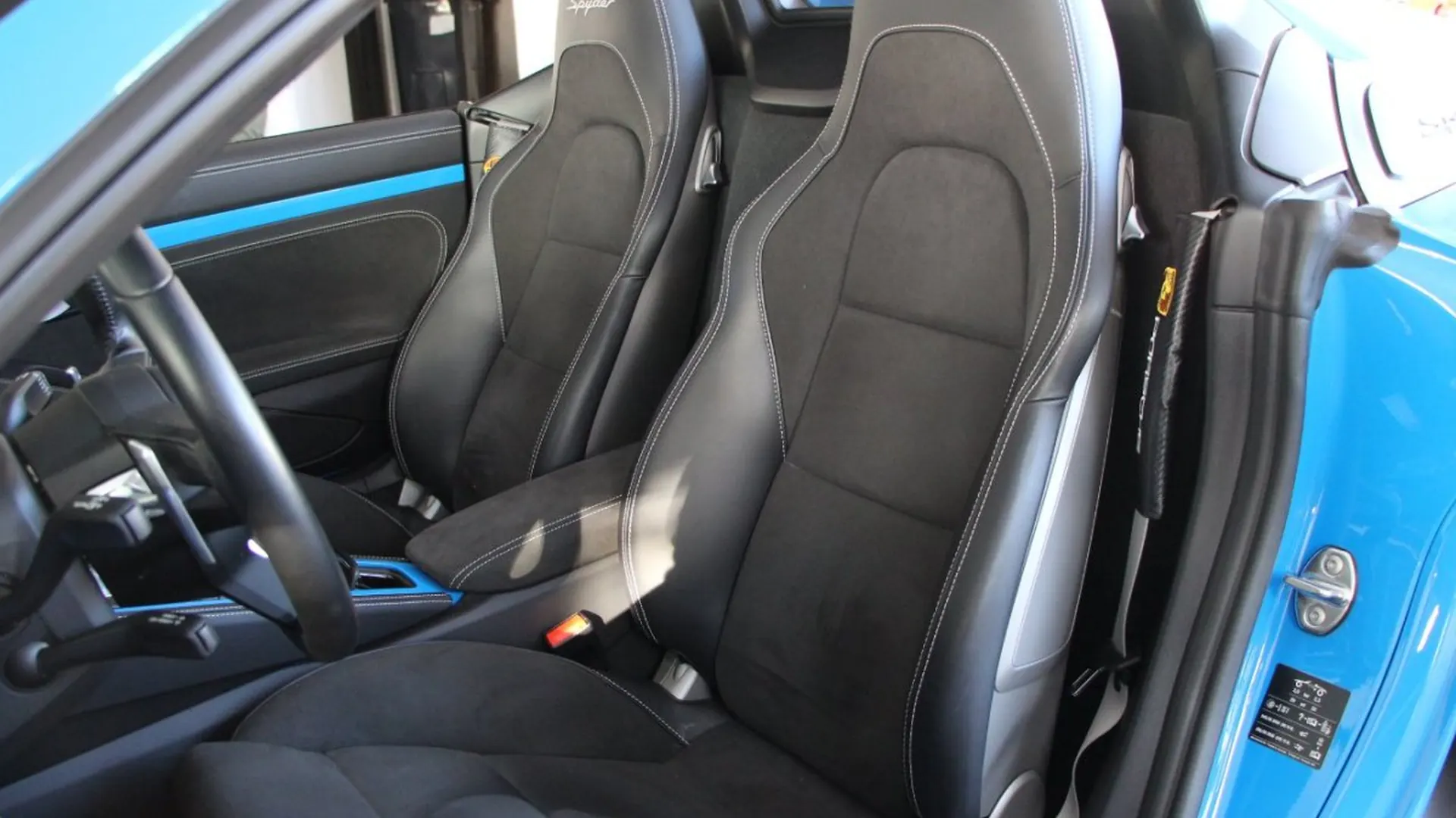 Porsche Boxster — photo 13