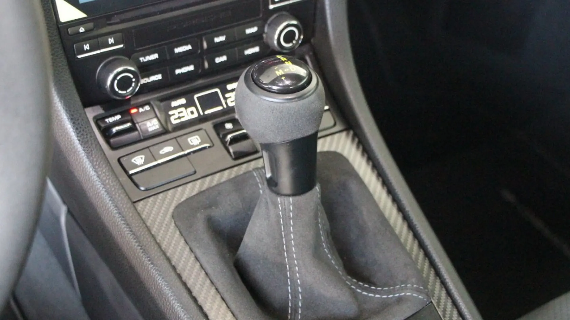 Porsche Cayman — photo 14