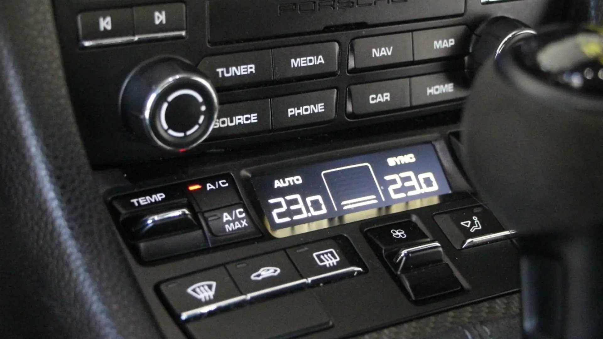 Porsche Cayman — photo 23
