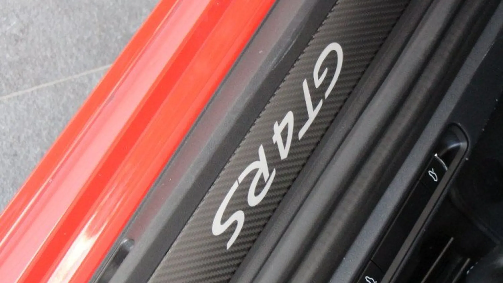 Porsche Cayman — photo 11