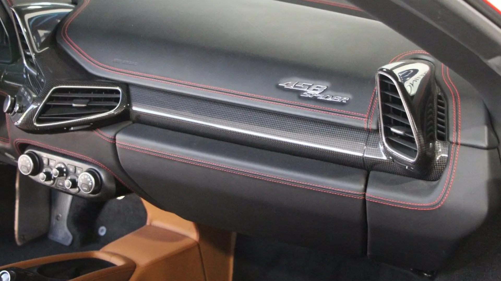 Ferrari 458 — photo 20