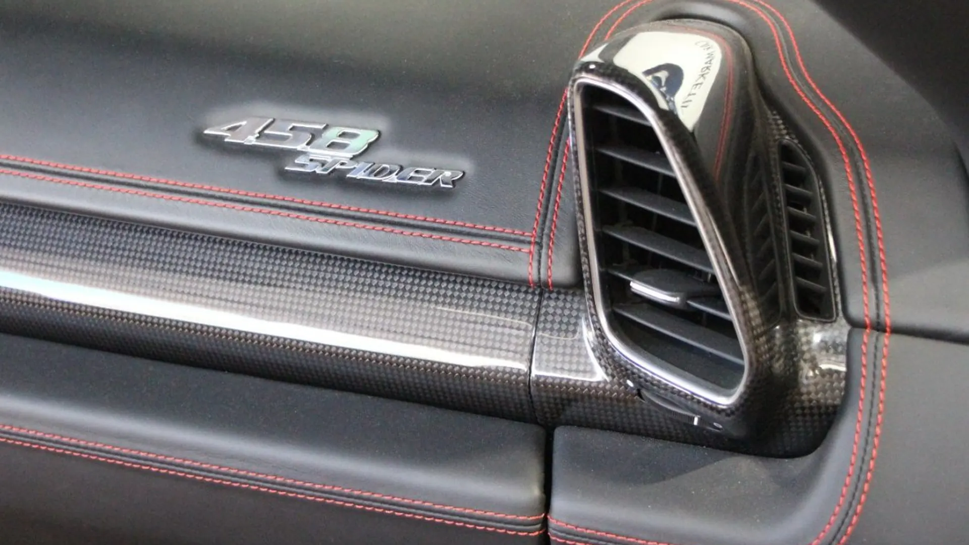 Ferrari 458 — photo 22