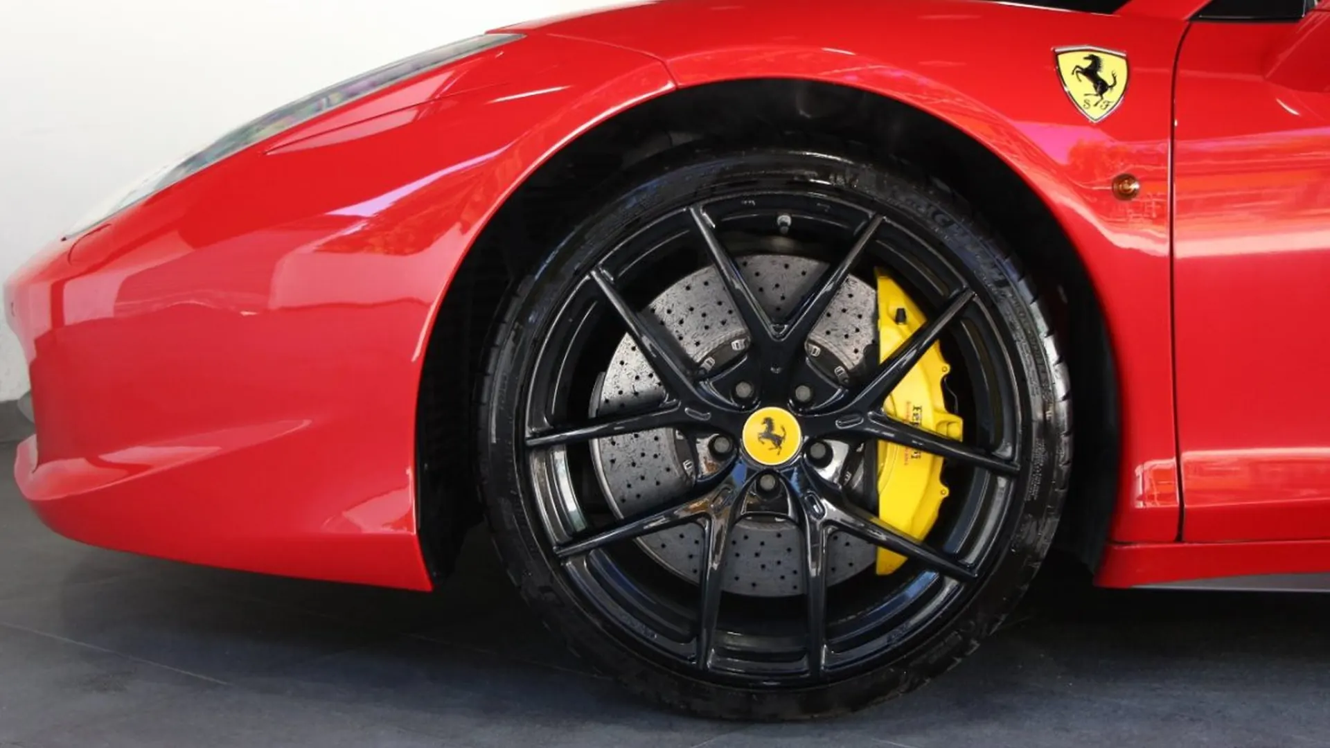 Ferrari 458 — photo 9