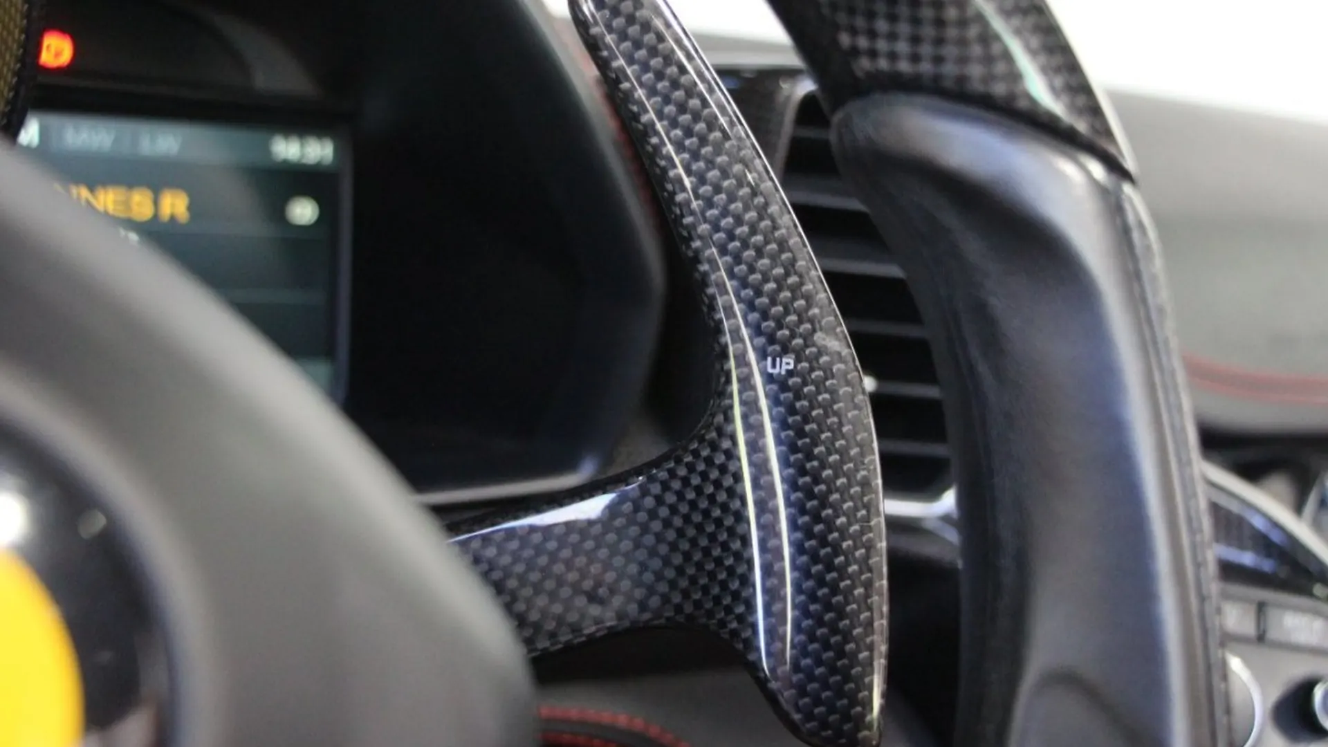 Ferrari 458 — photo 26