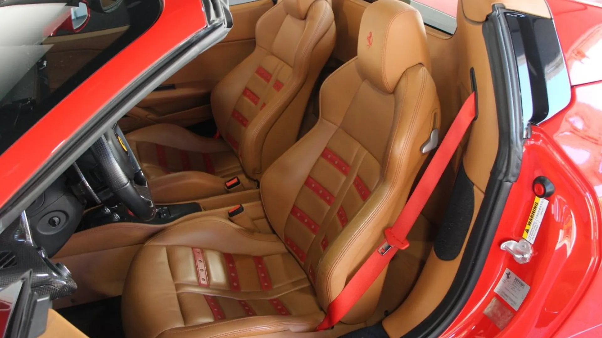 Ferrari 458 — photo 12