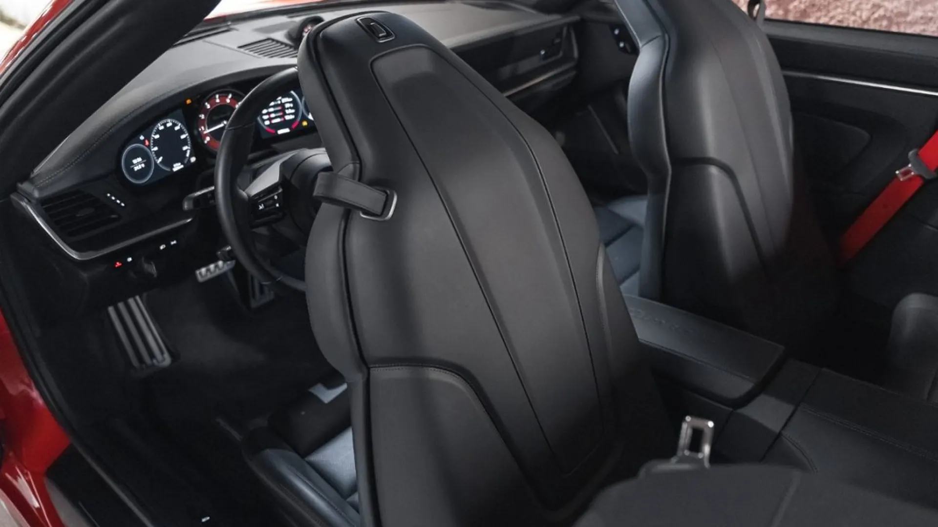 Porsche 911 — photo 47