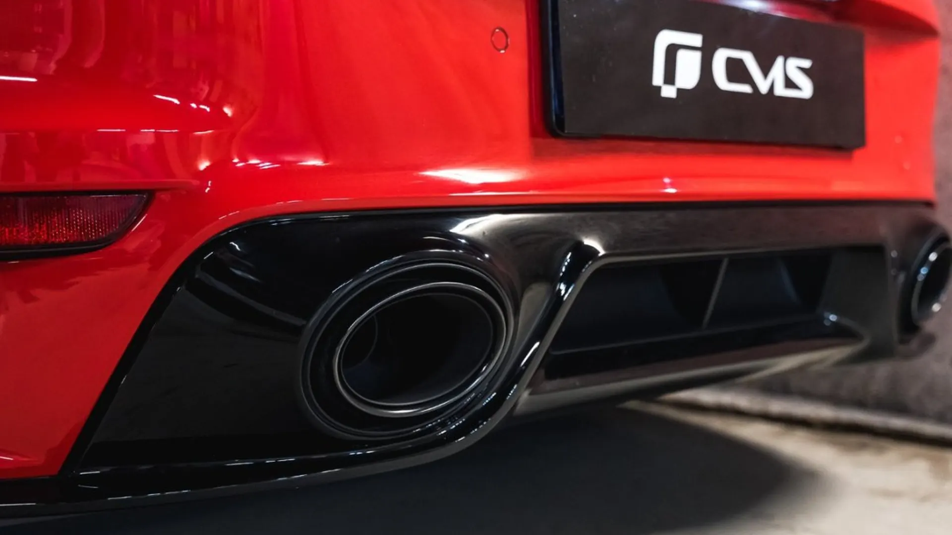 Porsche 911 — photo 24