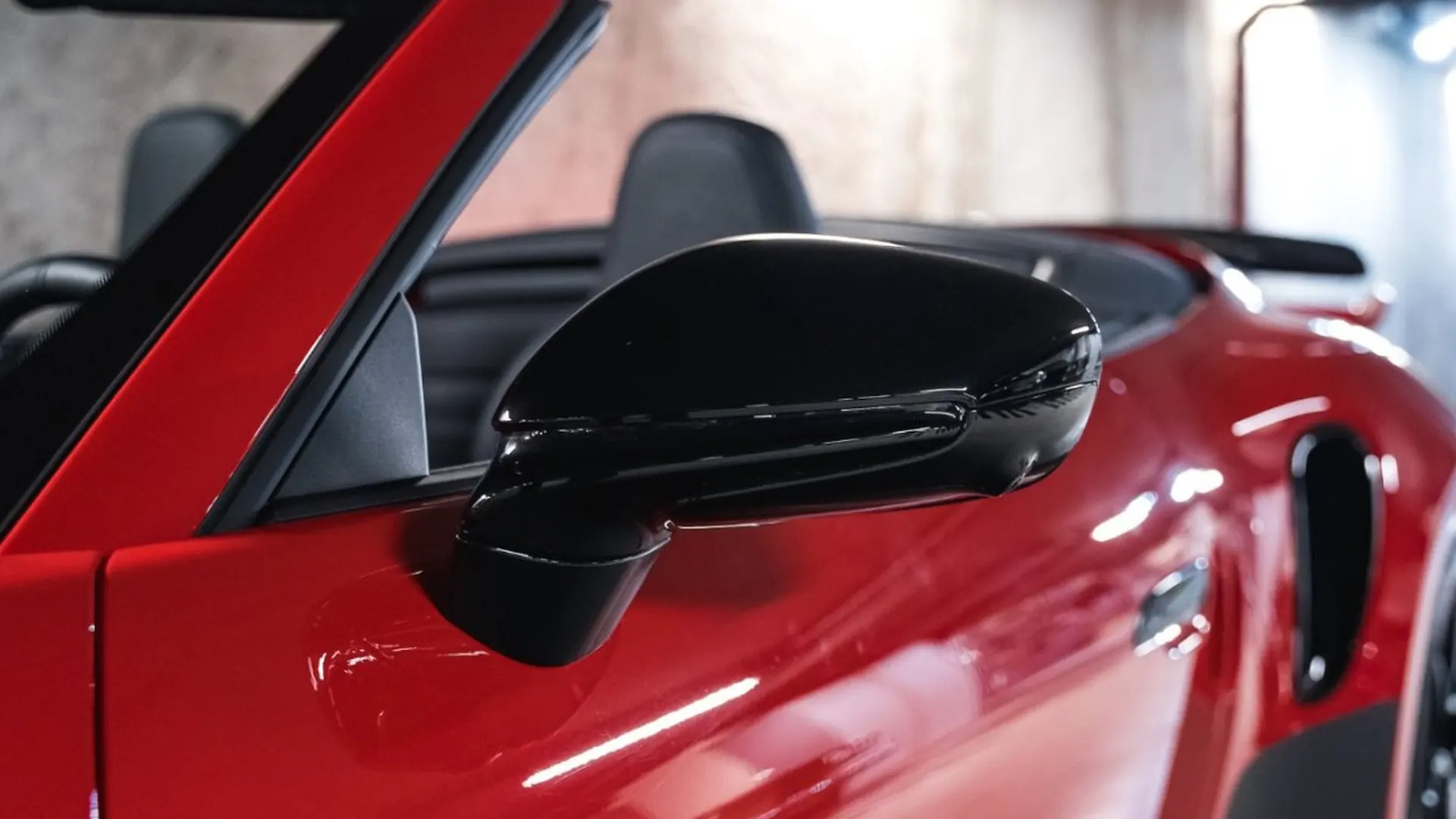 Porsche 911 — photo 12