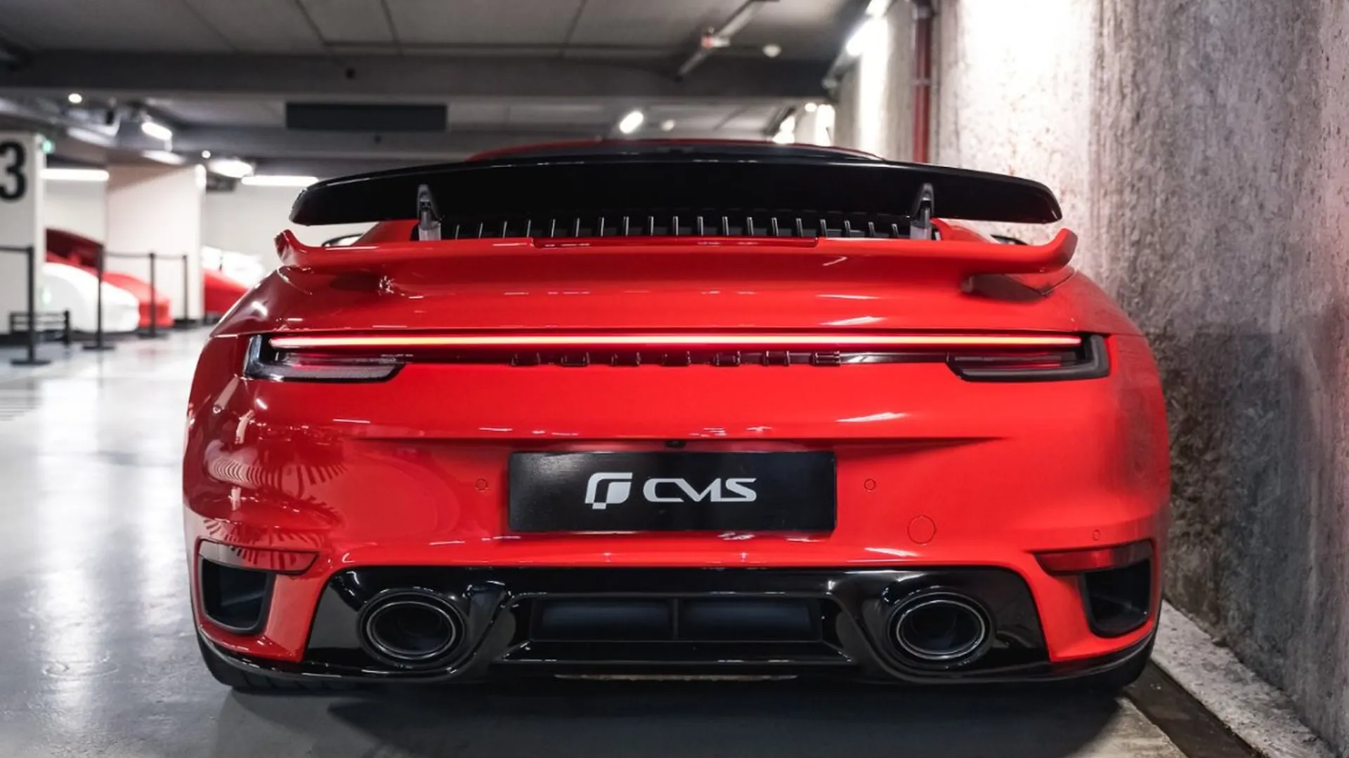 Porsche 911 — photo 25