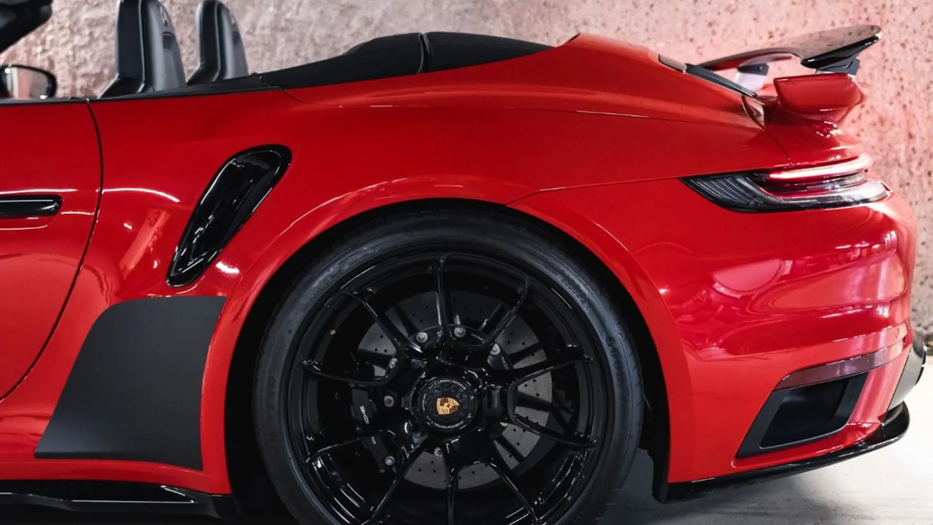 Porsche 911 — photo 14