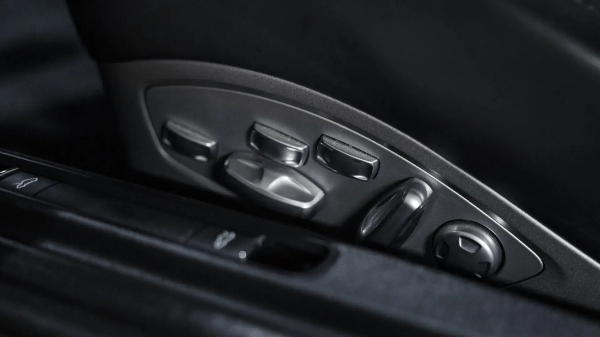 Porsche 911 — photo 22